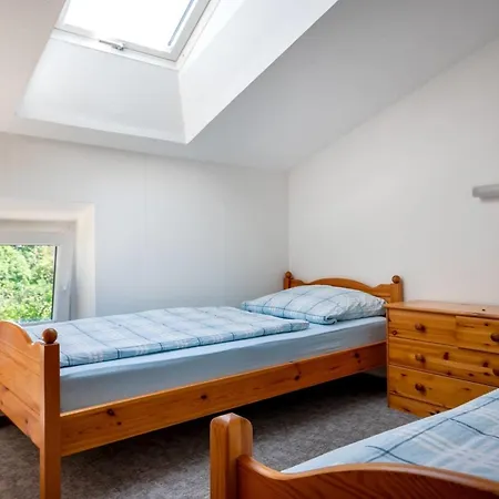 Knusthof - 4 Appartement Albertsdorf